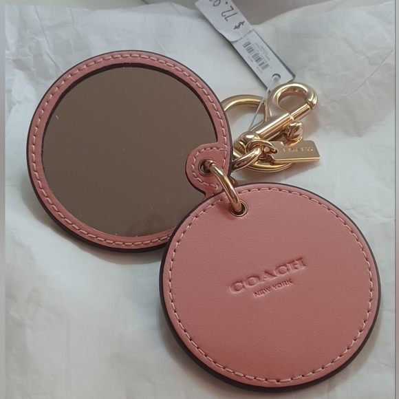 NWT Coach Dancing Kittens Cat Sig Canvas Khaki Keychain Fob Mirror Bag Charm - Picture 2 of 4